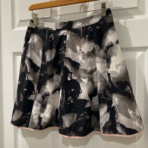 Mossimo marble print skirt SZ 4​​​​​​​​​​​ - Picture 3 of 7